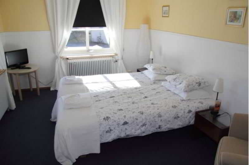 Hotel Perolofgarden Asbro Luaran gambar